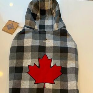 Soft fleece dog coat. Size 2XL fits 43-55 lbs dog. No zipper or snaps, pullover.